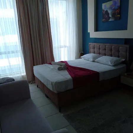 Daisy * Σμύρνη