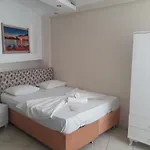 Daisy Hotel